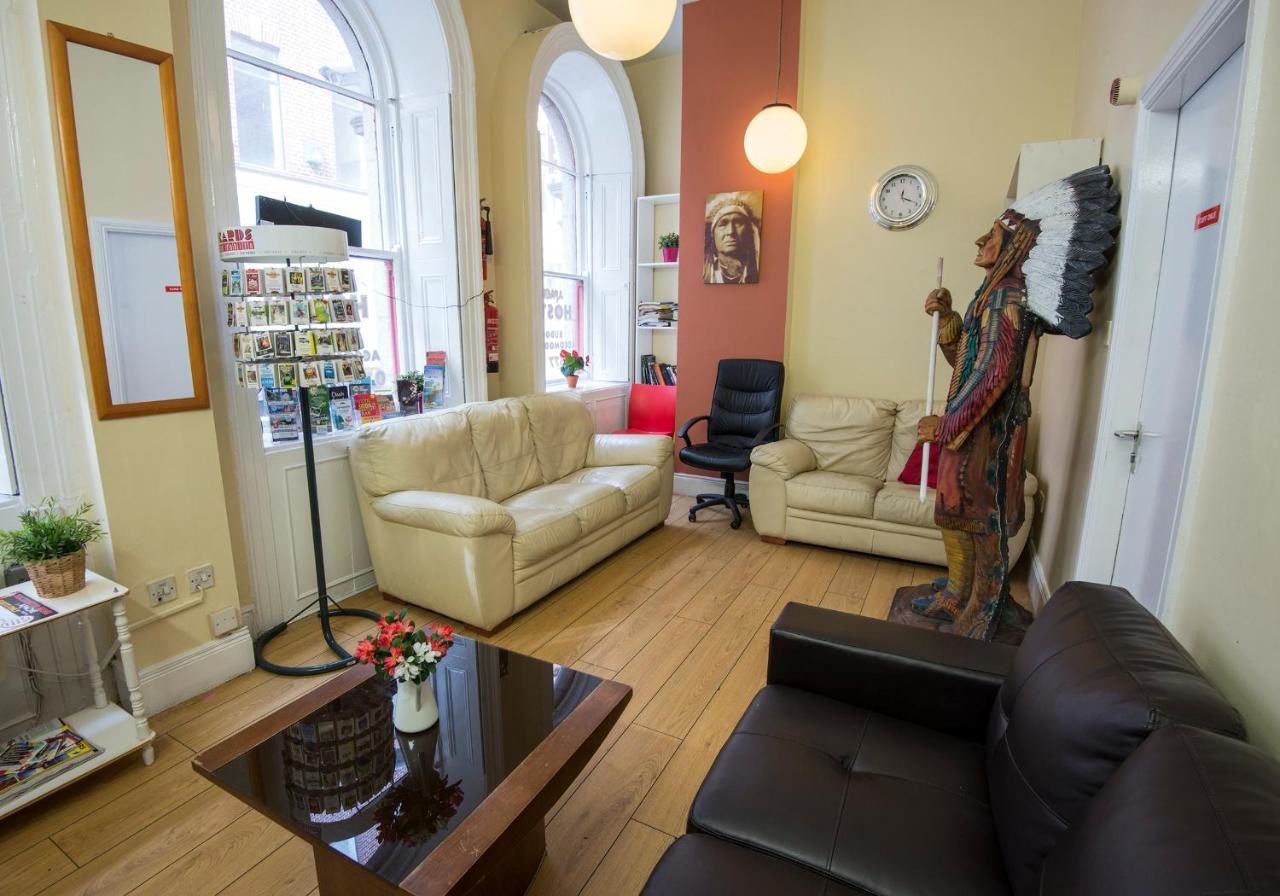 Хостелы The Apache Hostel Дублин-7